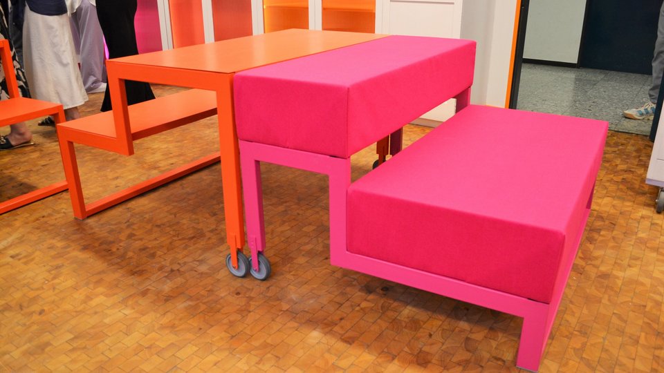 Sitzgelegenheiten im neuen Lernraum der HFT Stuttgart
